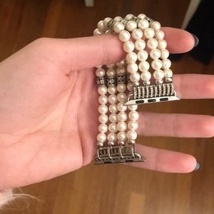 Pearl iPhone watch band